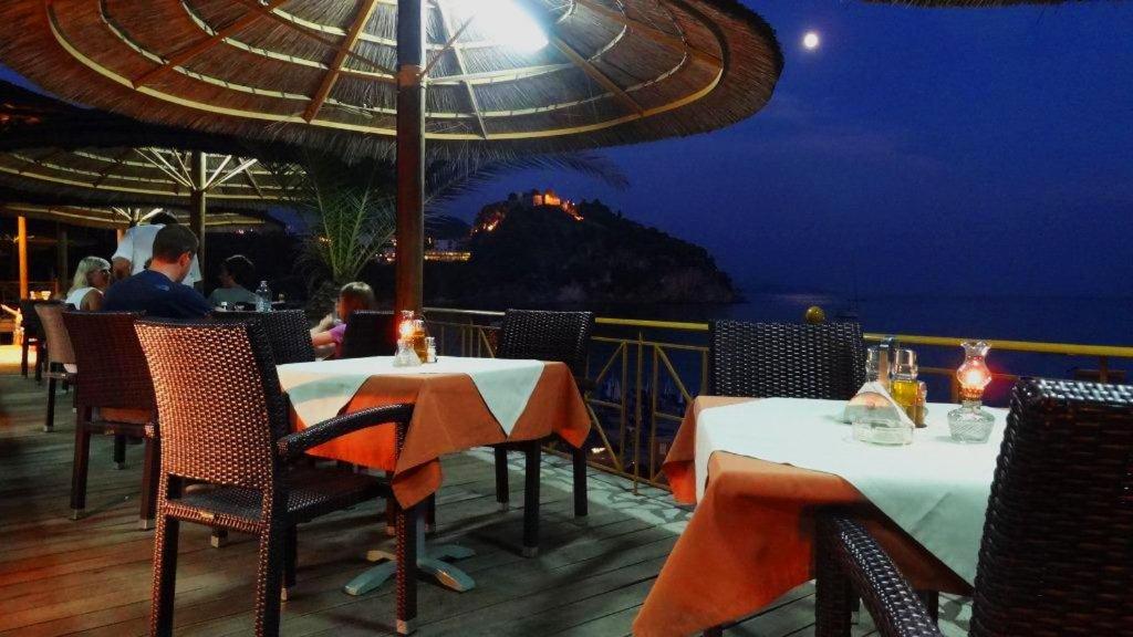 Vekios Club Aparthotel Parga Exterior photo
